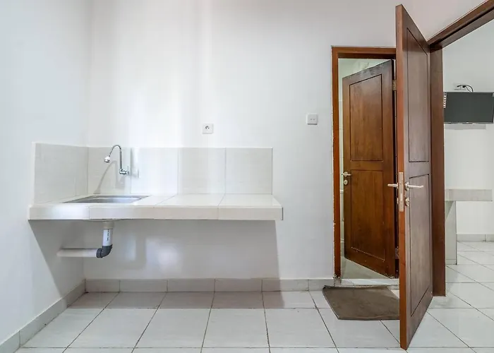 Hotel Ganandra Denpasa