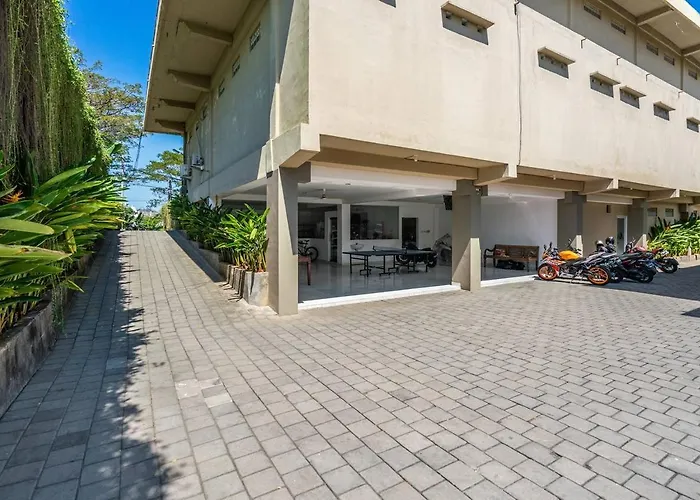 Hotel Ganandra Denpasa