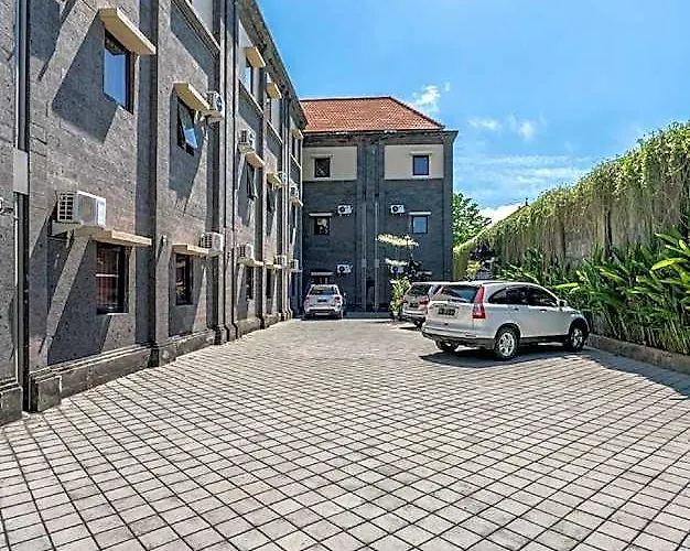 Ganandra Hotel