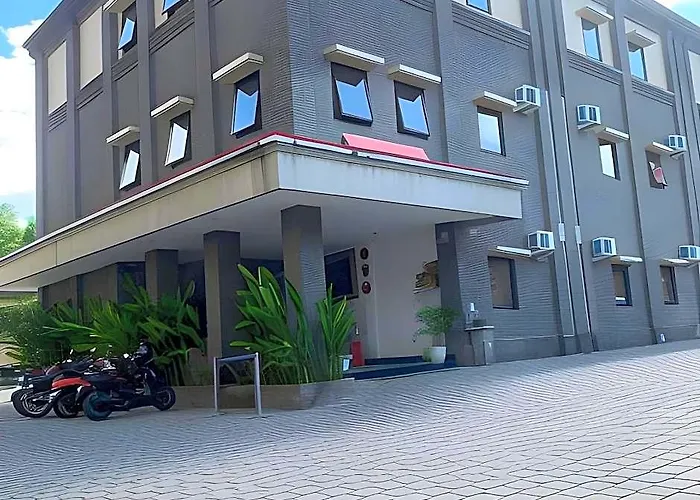 Hotel Ganandra 2*